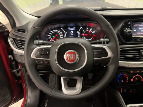 Fiat Tipo 1.4 16v Easy 70 kW (95 CV)