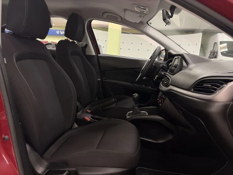Fiat Tipo 1.4 16v Easy 70 kW (95 CV)