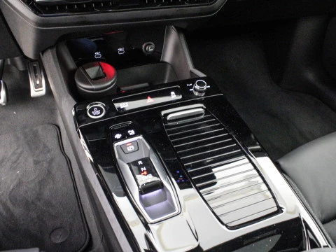 Audi A6 AVANT S LINE E-TRON PERFORMANCE 270,00 KW 94,9 KWH