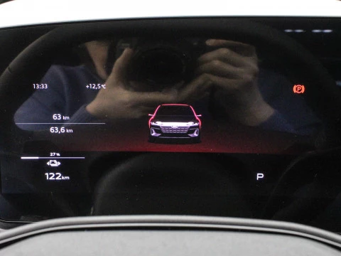 Audi A6 AVANT S LINE E-TRON PERFORMANCE 270,00 KW 94,9 KWH