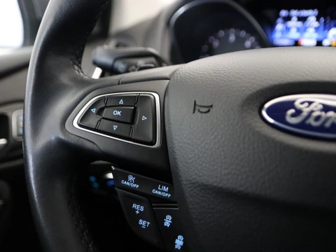 Ford FOCUS 2.0 TDCI 150 TITANIUM POWERSHIFT 5P