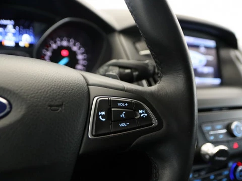 Ford FOCUS 2.0 TDCI 150 TITANIUM POWERSHIFT 5P