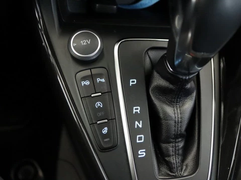 Ford FOCUS 2.0 TDCI 150 TITANIUM POWERSHIFT 5P