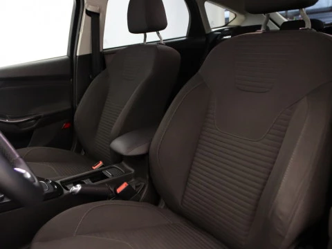 Ford FOCUS 2.0 TDCI 150 TITANIUM POWERSHIFT 5P