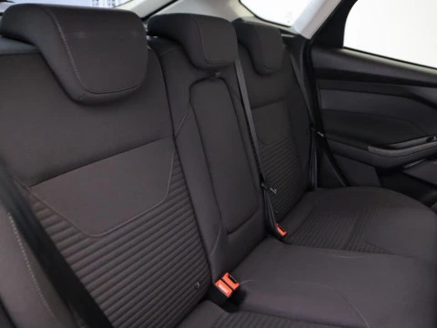 Ford FOCUS 2.0 TDCI 150 TITANIUM POWERSHIFT 5P