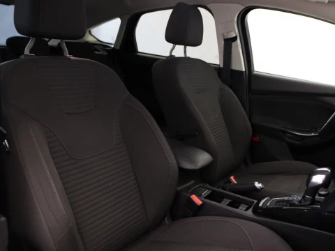 Ford FOCUS 2.0 TDCI 150 TITANIUM POWERSHIFT 5P