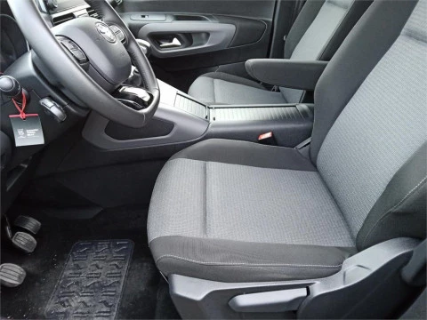 Toyota Proace City Verso L1 2PL FAMILY ACTIVE 1.5L 130CV Manual 6v