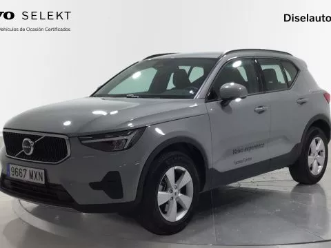 Volvo XC40 2.0 B3 G Essential Auto Volvo XC40 2.0 B3 G Essential Auto