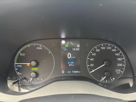 Toyota Yaris 1.5 120H Business Plus