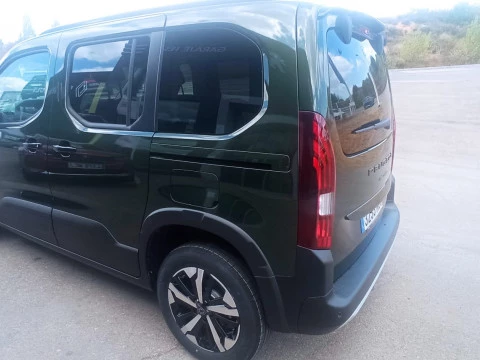 Peugeot Rifter Rifter GT BlueHDi 130 EAT8 Standard