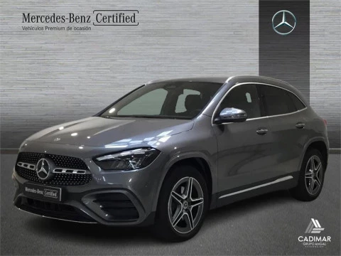 Mercedes-Benz GLA 250 e con tecnología híbrida EQ