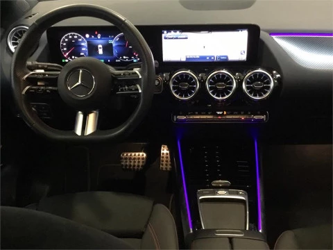 Mercedes-Benz GLA 250 e con tecnología híbrida EQ