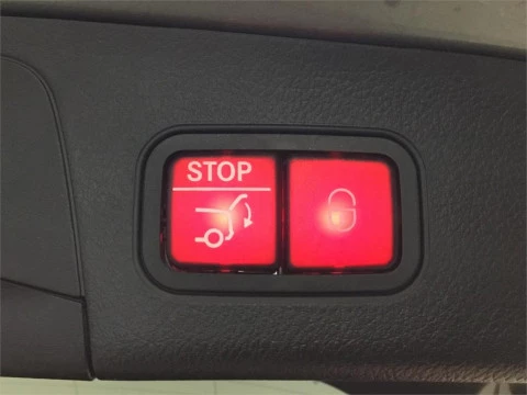 Mercedes-Benz GLA 250 e con tecnología híbrida EQ