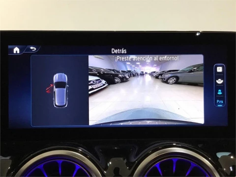 Mercedes-Benz GLA 250 e con tecnología híbrida EQ