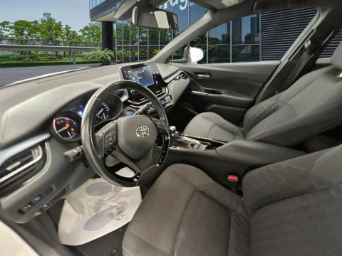 Toyota C-HR 1.8 125H Advance