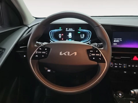Kia Niro 1.6 GDi HEV 102kW (139CV) Concept