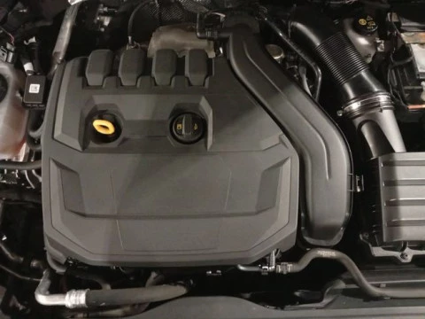 Volkswagen Golf Life 1.5 eTSI 96kW (130CV) DSG Variant