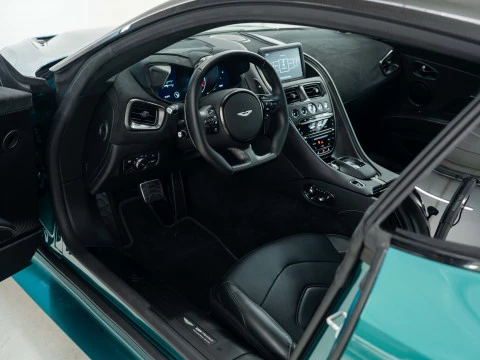 Aston Martin DBS 770 Ultimate