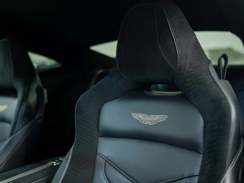 Aston Martin DBS 770 Ultimate