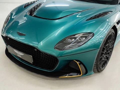 Aston Martin DBS 770 Ultimate
