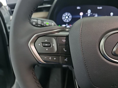 Lexus LBX 1.5 136cv HEV Elegant+