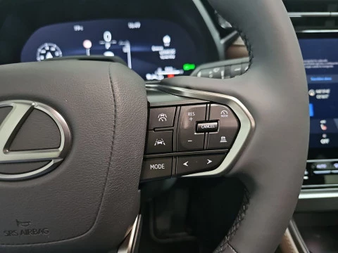 Lexus LBX 1.5 136cv HEV Elegant+