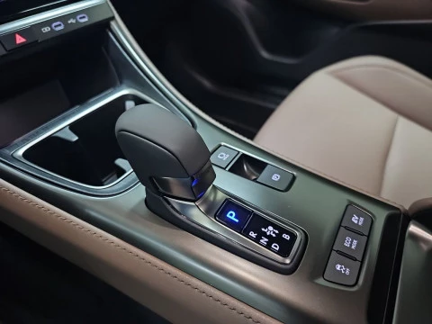 Lexus LBX 1.5 136cv HEV Elegant+