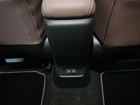 Lexus LBX 1.5 136cv HEV Elegant+