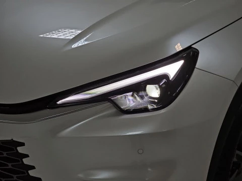 Lexus LBX 1.5 136cv HEV Elegant+