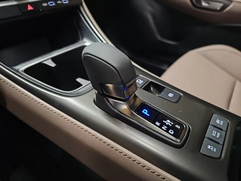 Lexus LBX 1.5 136cv HEV Elegant+