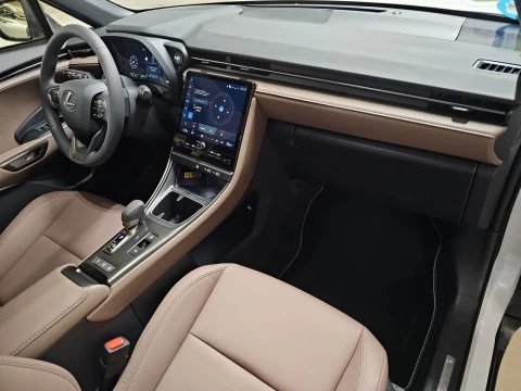 Lexus LBX 1.5 136cv HEV Elegant+