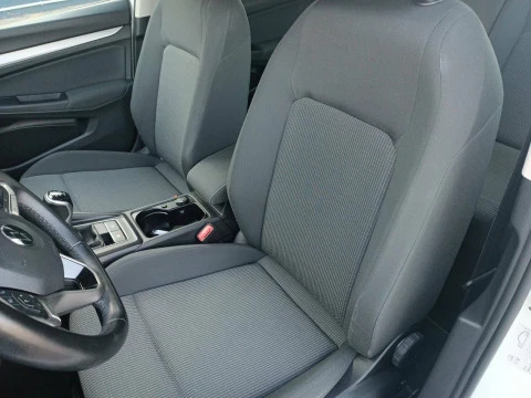 Volkswagen Golf 1.0 TSI 81kW (110CV)