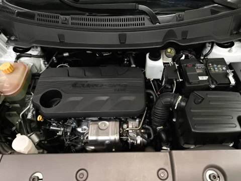 DFSK 580 1.5 T Intelligent 110 kW (149 CV)