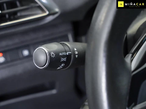 Peugeot 3008 Plug-in Hybrid 1.6 143KW Allure e-DCS7