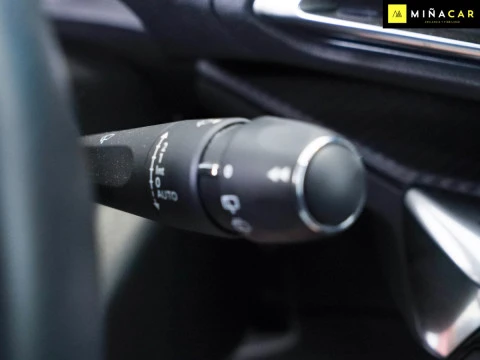 Peugeot 3008 Plug-in Hybrid 1.6 143KW Allure e-DCS7