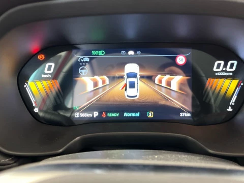 MG ZS Hybrid+ Luxury