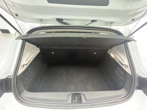 Renault Clio Business Blue dCi 63 kW (85CV)