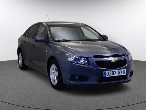 Chevrolet CRUZE sedan 1.6 16V LS 4P