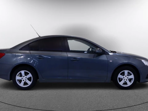Chevrolet CRUZE sedan 1.6 16V LS 4P