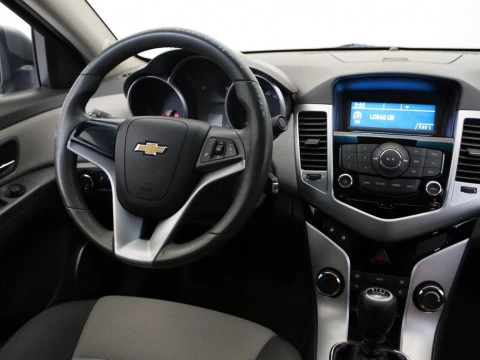 Chevrolet CRUZE sedan 1.6 16V LS 4P