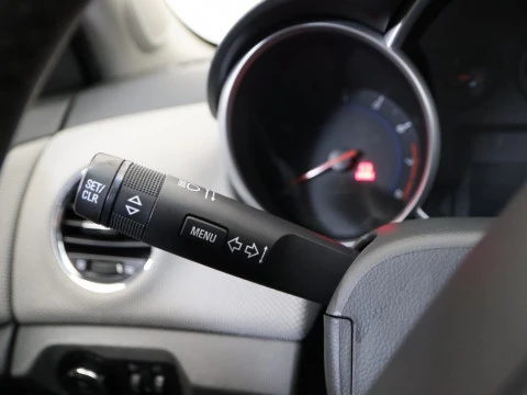 Chevrolet CRUZE sedan 1.6 16V LS 4P