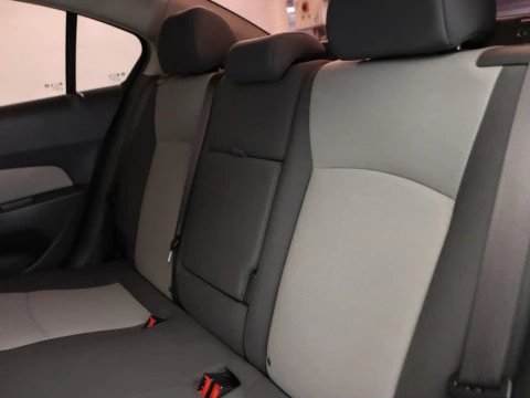 Chevrolet CRUZE sedan 1.6 16V LS 4P