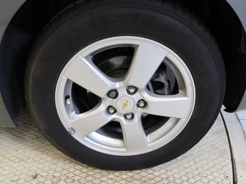 Chevrolet CRUZE sedan 1.6 16V LS 4P