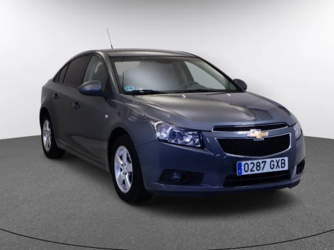 Chevrolet CRUZE sedan 1.6 16V LS 4P