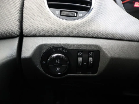 Chevrolet CRUZE sedan 1.6 16V LS 4P