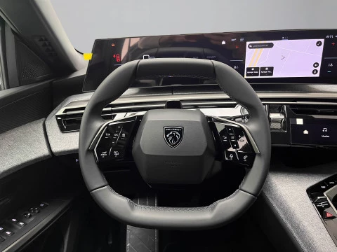 Peugeot 5008 Hybrid 1.2 107KW Allure Exclusive eDCS6