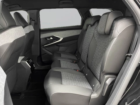 Peugeot 5008 Hybrid 1.2 107KW Allure Exclusive eDCS6