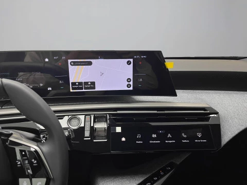 Peugeot 5008 Hybrid 1.2 107KW Allure Exclusive eDCS6
