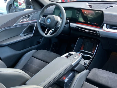 BMW iX2 eDrive20 150 kW (204 CV)