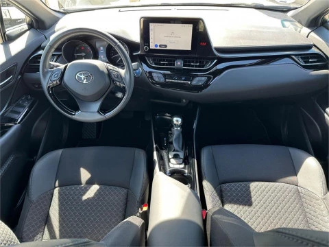 Toyota C-HR 5P Advance 125H e-CVT
